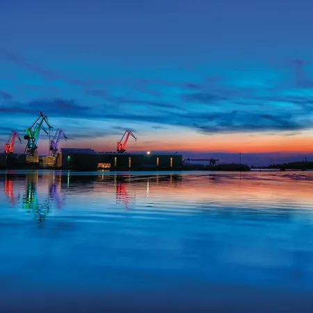 Beautiful In With Kitchen Pula