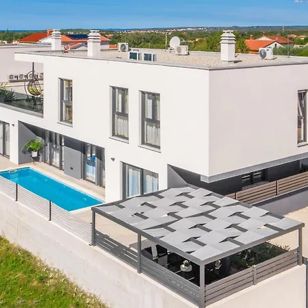 Feriehus Beautiful In With Kitchen *