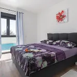 Luxurious In *