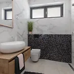 Holiday home Luxurious In