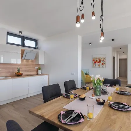 Beautiful In With Kitchen